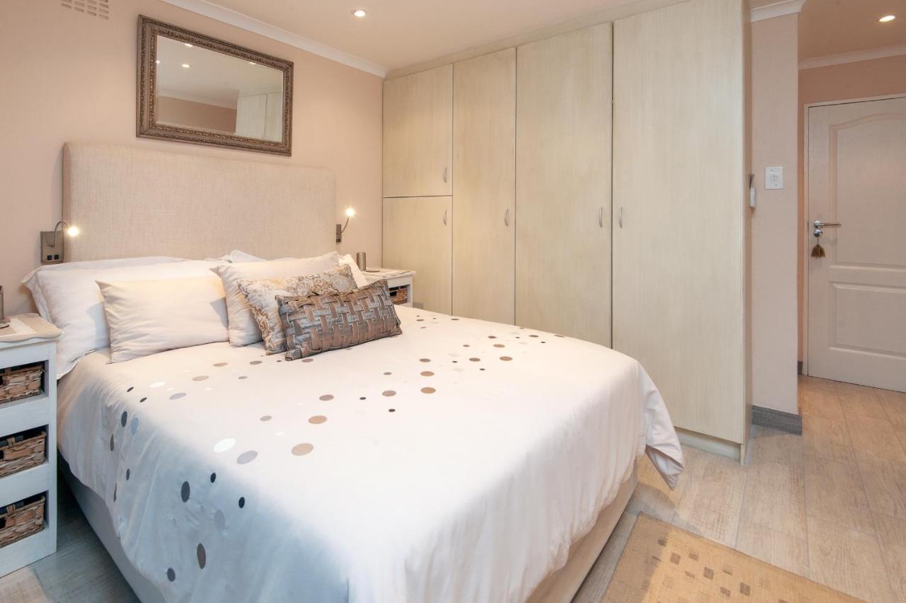 Hermanus Haven, Entire Home, On The Sea, Private Pool, Secure Экстерьер фото